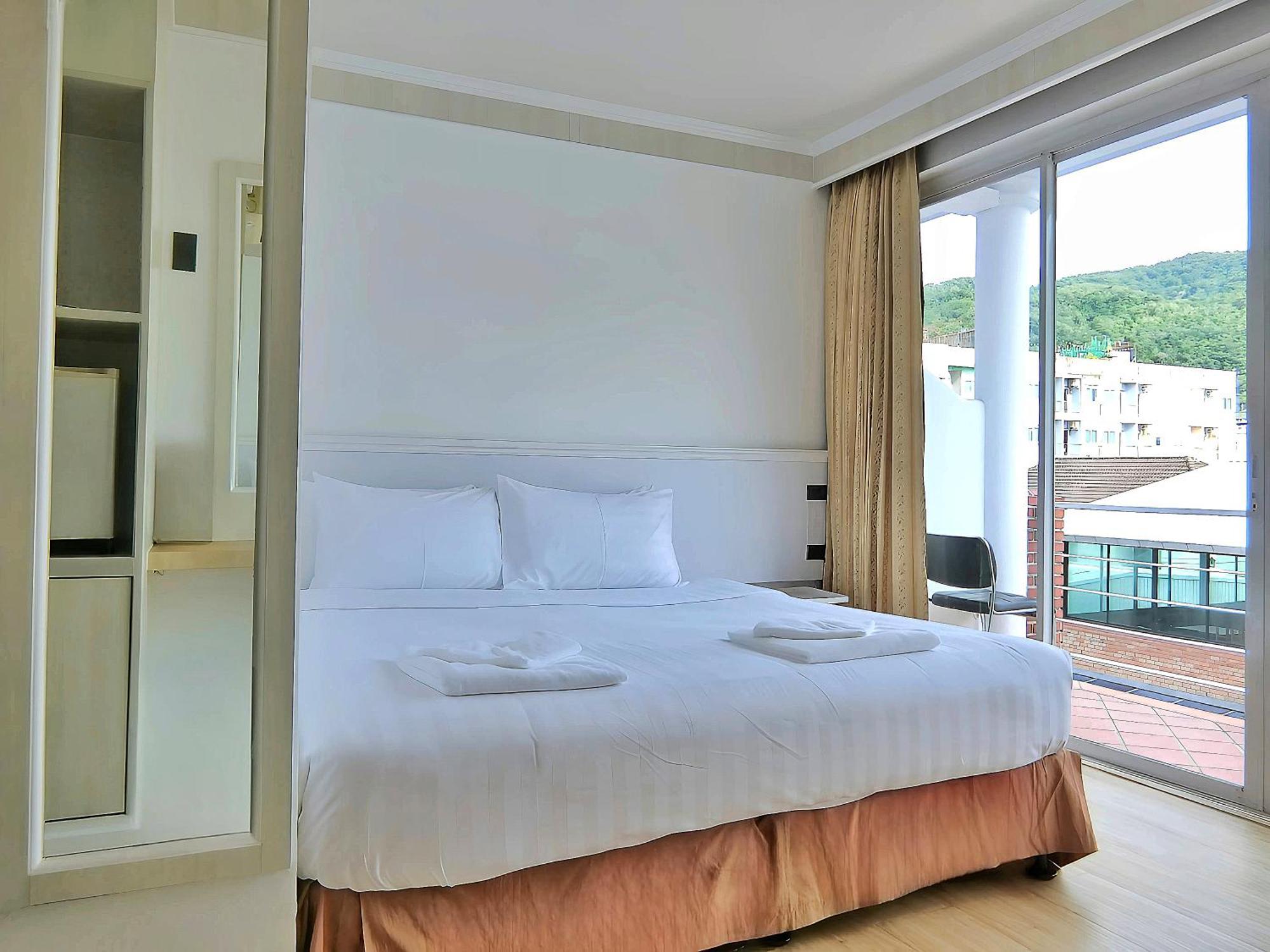 Sira Boutique Residence - Newly Renovated Patong Dış mekan fotoğraf